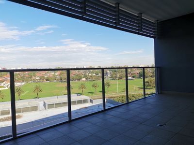 1508 / 11 Charles Street, Canterbury