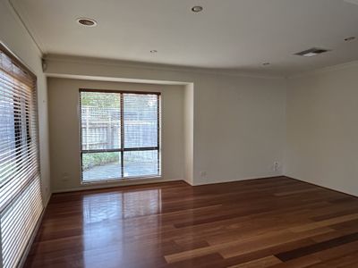 13 Prospect Avenue, Belmont