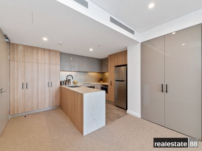 602 / 35 Bronte Street, East Perth