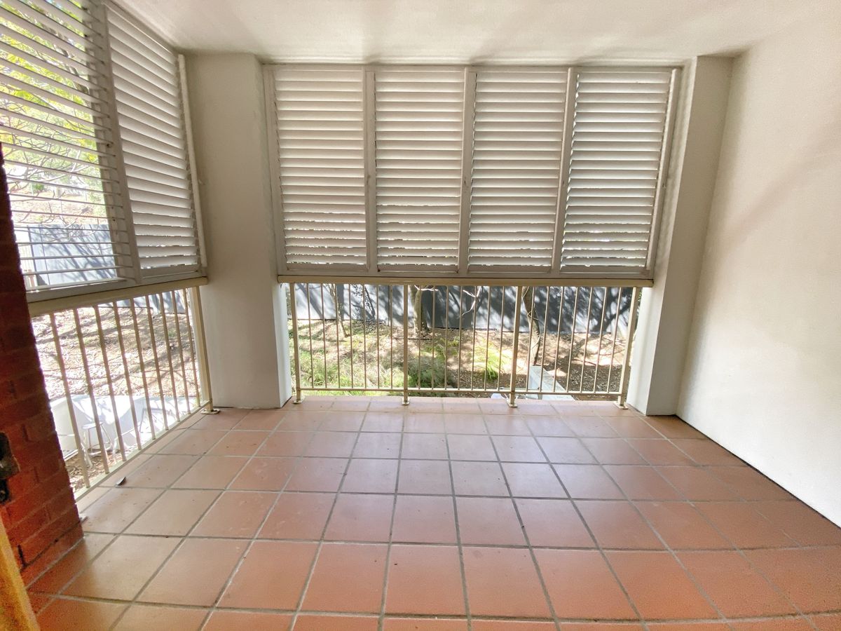 13 / 15 Clarence Road, Indooroopilly