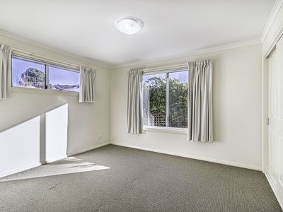 2 / 4 Walton Street, Huonville