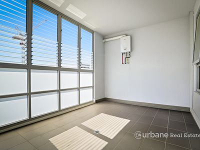 31 / 50 Loftus Crescent, Homebush
