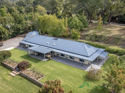 169 Simmonds Creek Road, Tawonga South