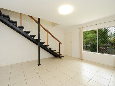 4 / 5-7  Cope Street, Nambour