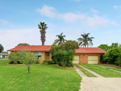 55 Ferry Street, Forbes