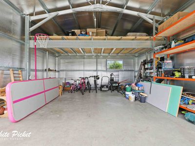 15 Thomas Street, West Mackay