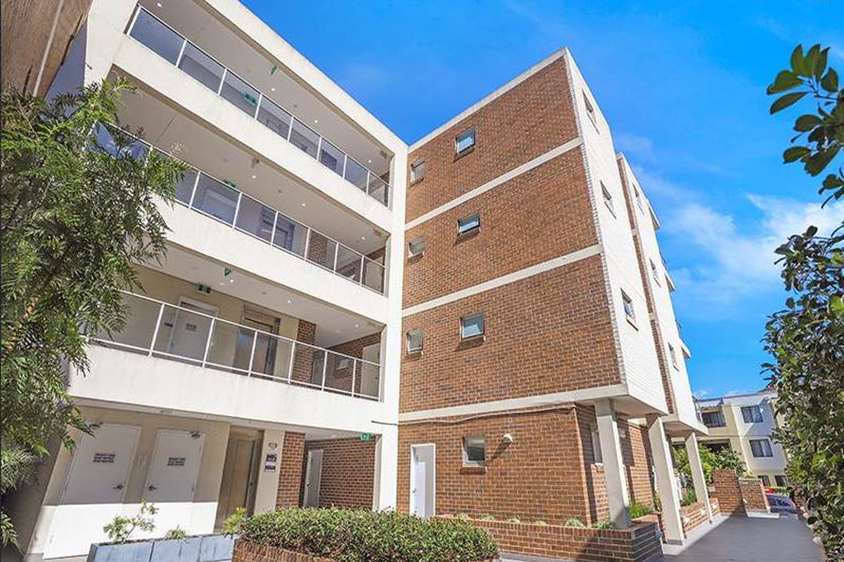 12 / 26 Lydbrook Street, Westmead