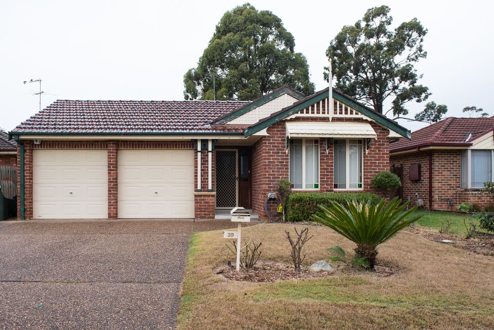 39 Burdekin Court, Wattle Grove