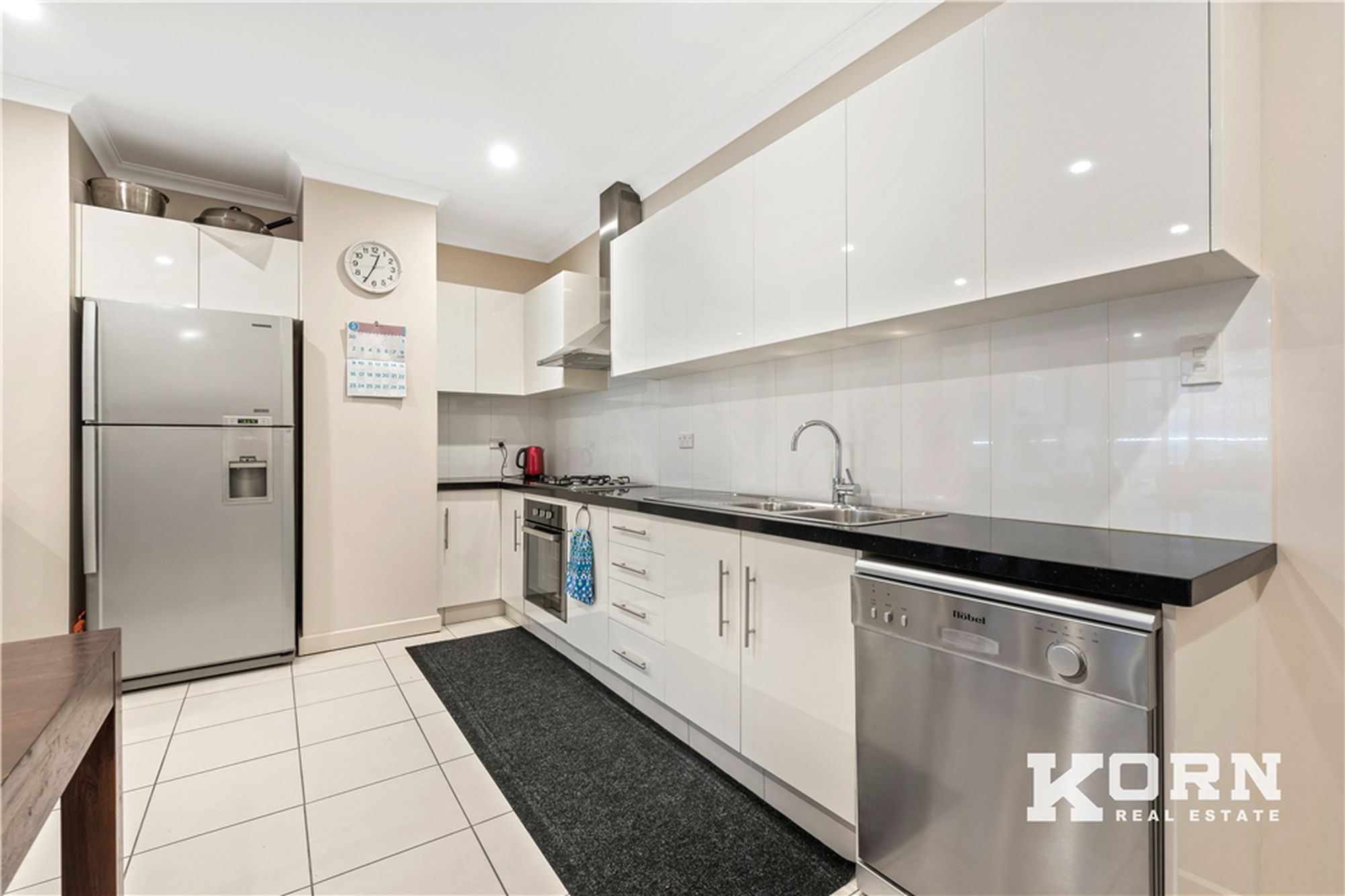 906 / 39 Grenfell Street, Adelaide