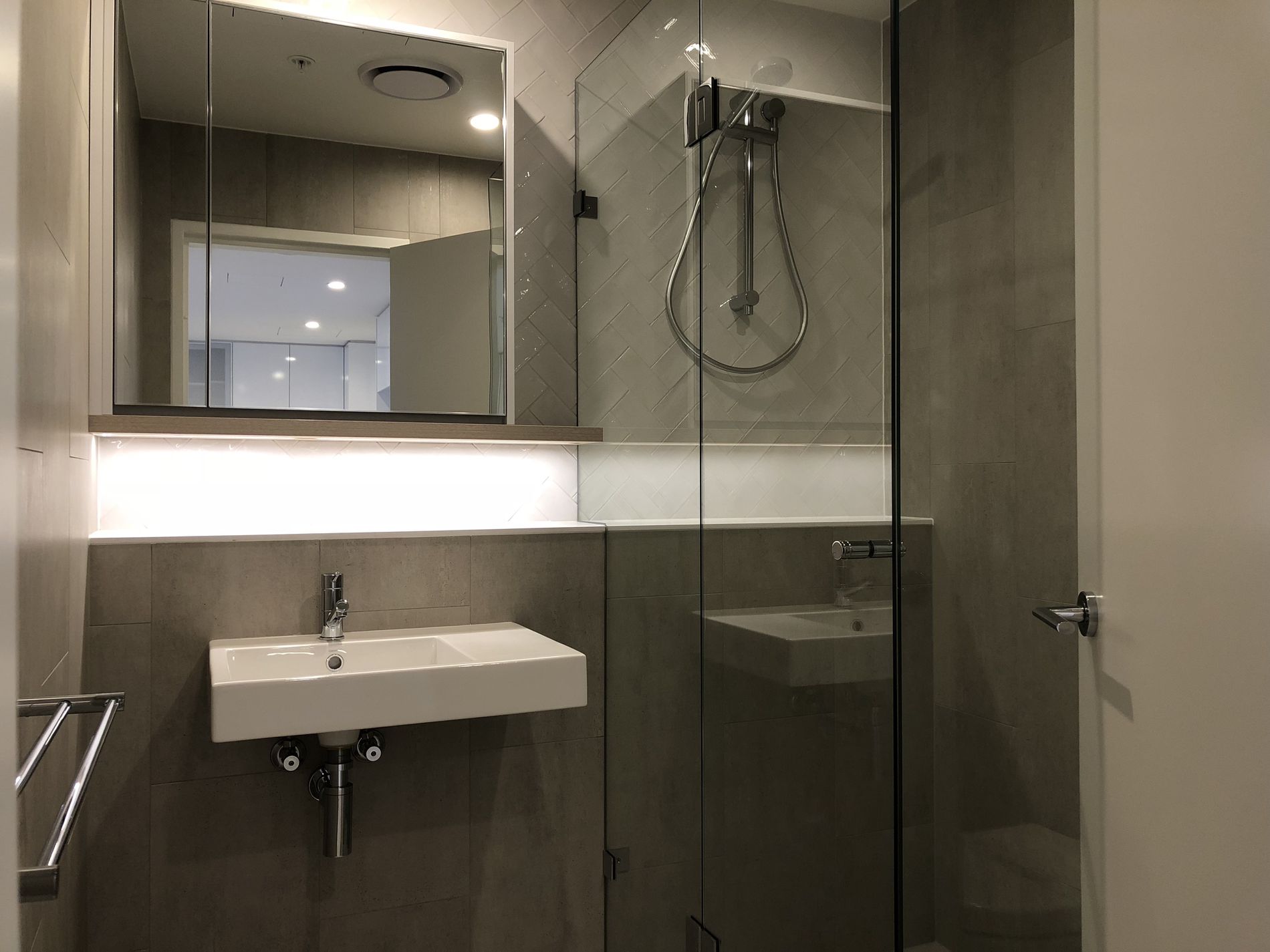 1303 / 15 Lachlan Street, Waterloo