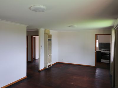 15 Kitchener Crescent, Seymour