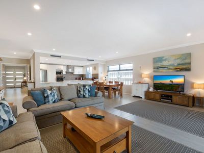 15 Seaside Avenue, Yanchep