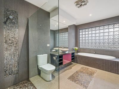 2 Ridge Way, Mountain Bay