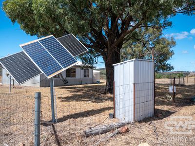 989 South Valley Road, Rocky Creek