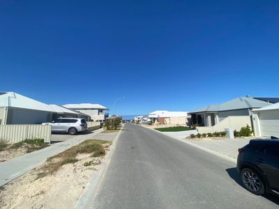 17 Seabreeze Drive, Yanchep