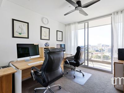 1605 / 30 The Circus, Burswood
