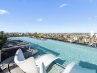 1012 / 9 Christie Street, South Brisbane