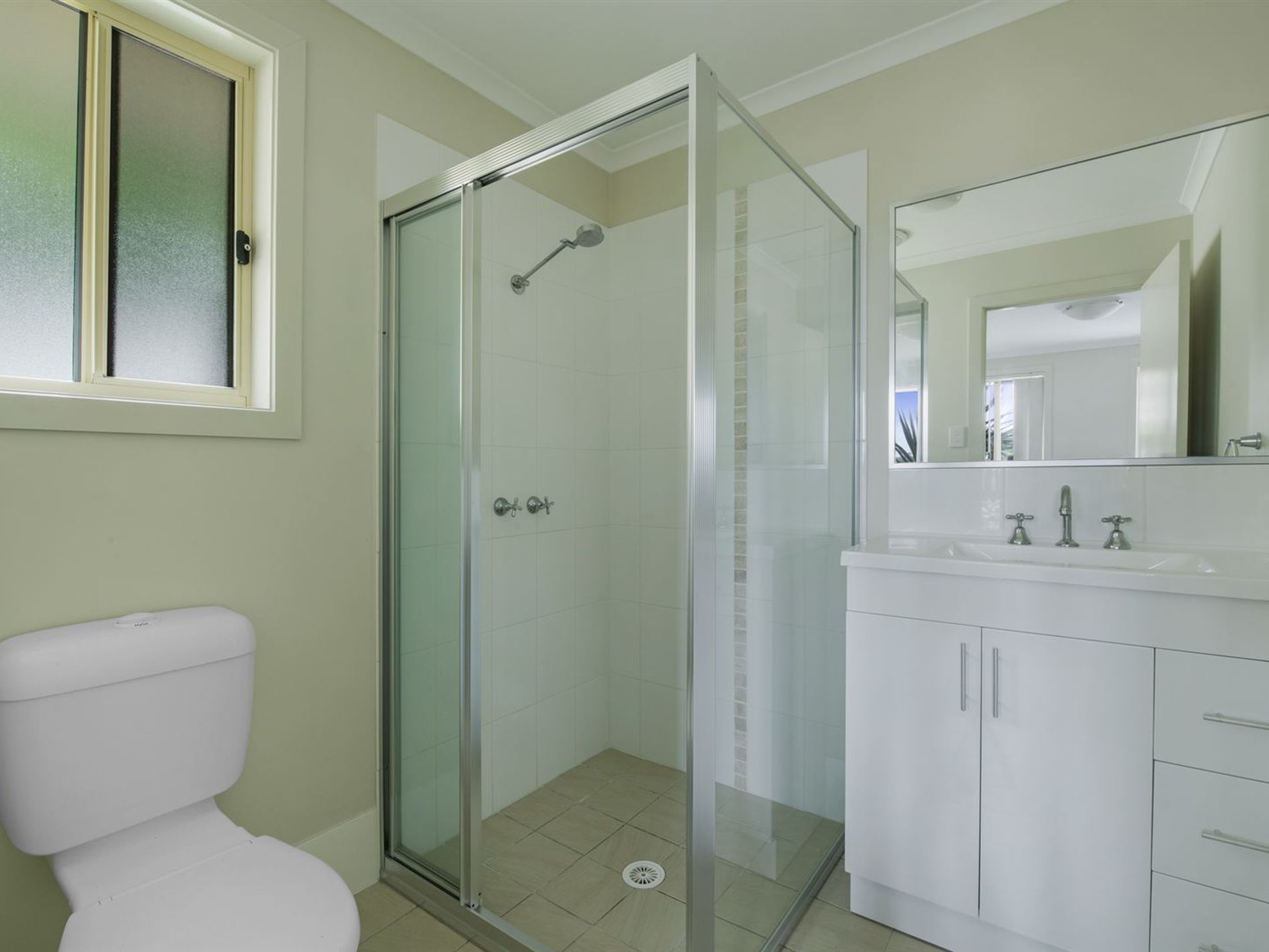 2 & 2a Huntingdale Drive, Mollymook