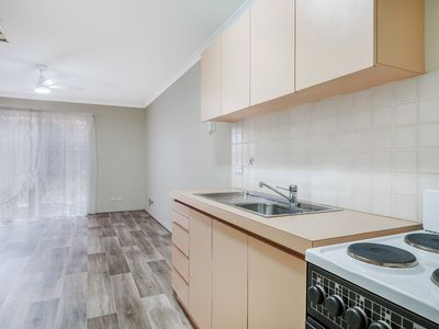 2B Eaglemont Drive, Swan View