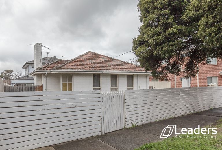 1 / 16 AMBON STREET, Preston