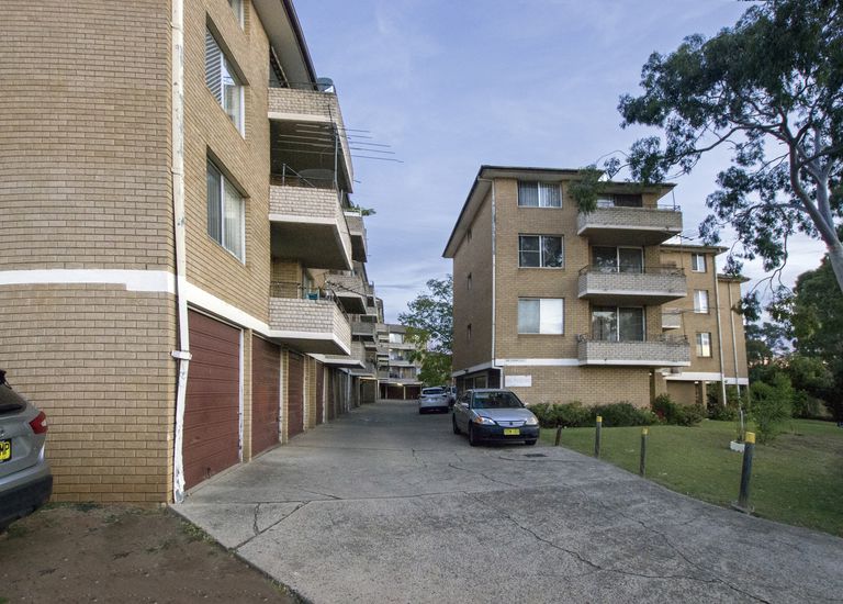 36 / 120 Cabramatta Rd, Cabramatta
