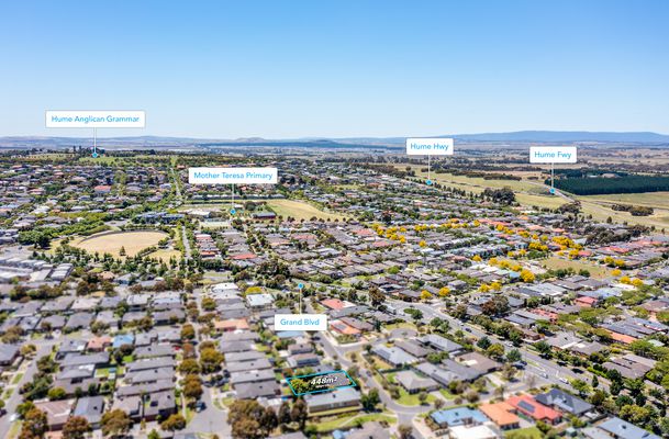 15 Swinburne Close, Craigieburn