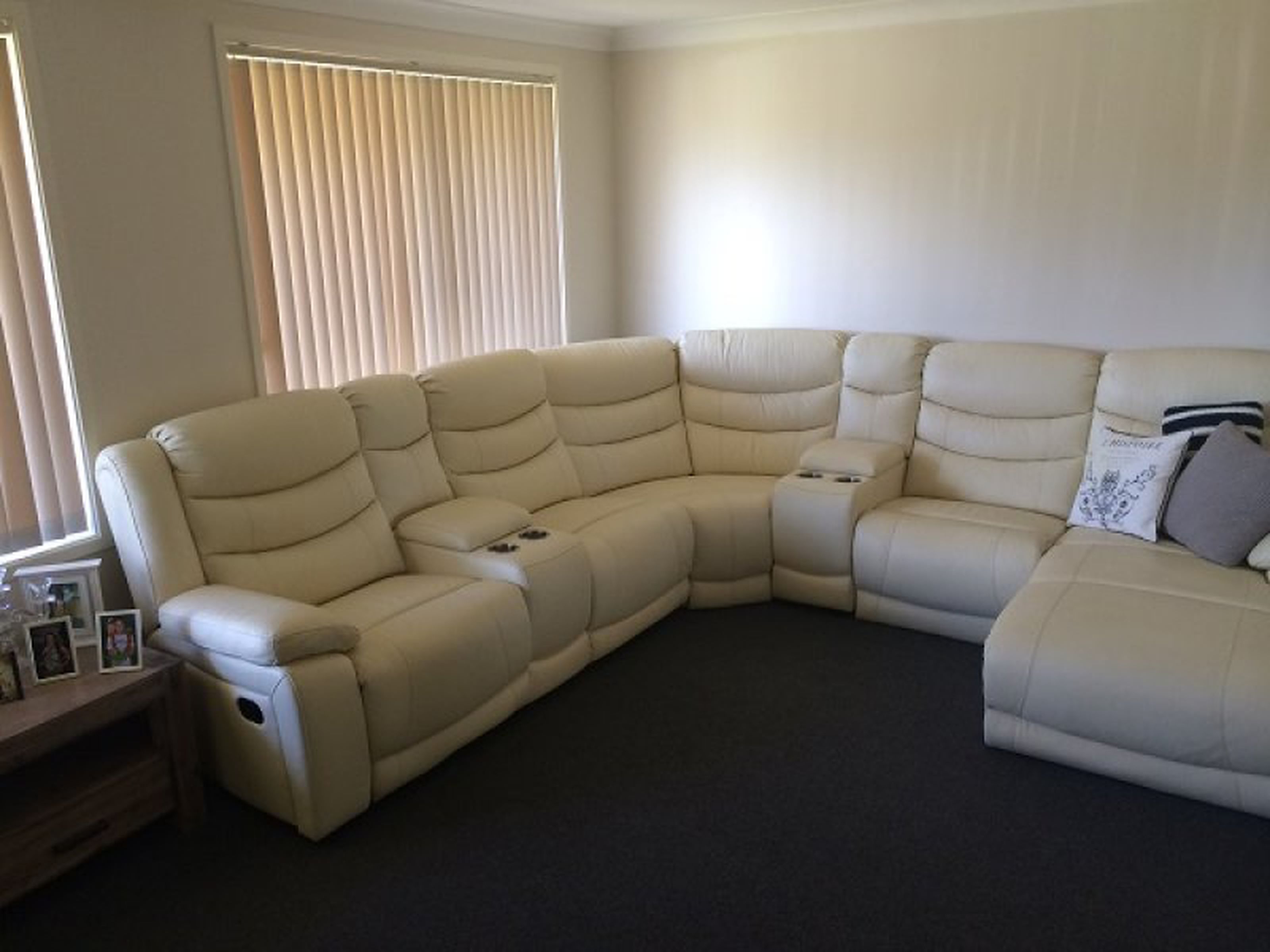 33 Carnation Avenue, CLAREMONT MEADOWS