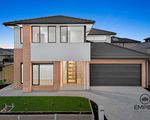 100 Clara Drive, Clyde North