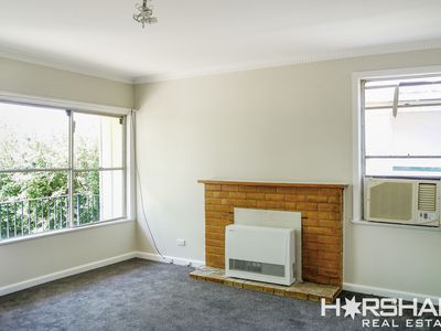 33 Philip Street, Horsham