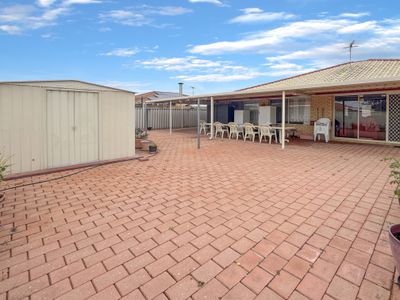 19 Fallow Crescent, Spearwood