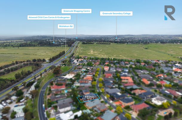 20 Coach House Drive, Attwood