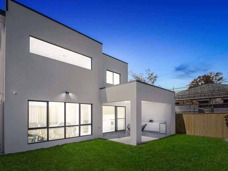 31 Seville Circuit, Gledswood Hills