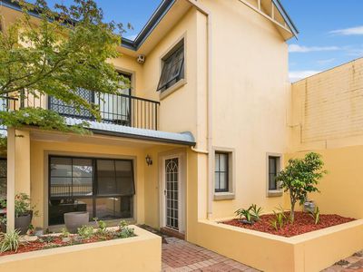 15 / 42-54 Daphne Street, Botany