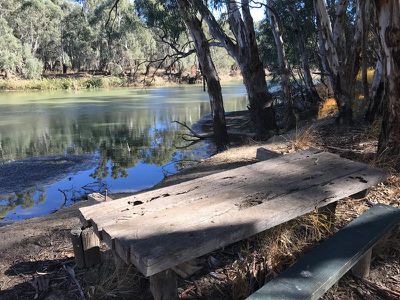2 / Murray Road, Murrabit