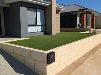 37 Rushmore Avenue, Bushmead