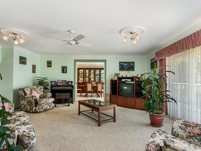 4 Portla Way, Ocean Shores