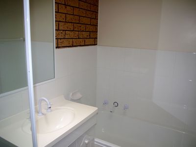 10B Greenway Place, Dubbo
