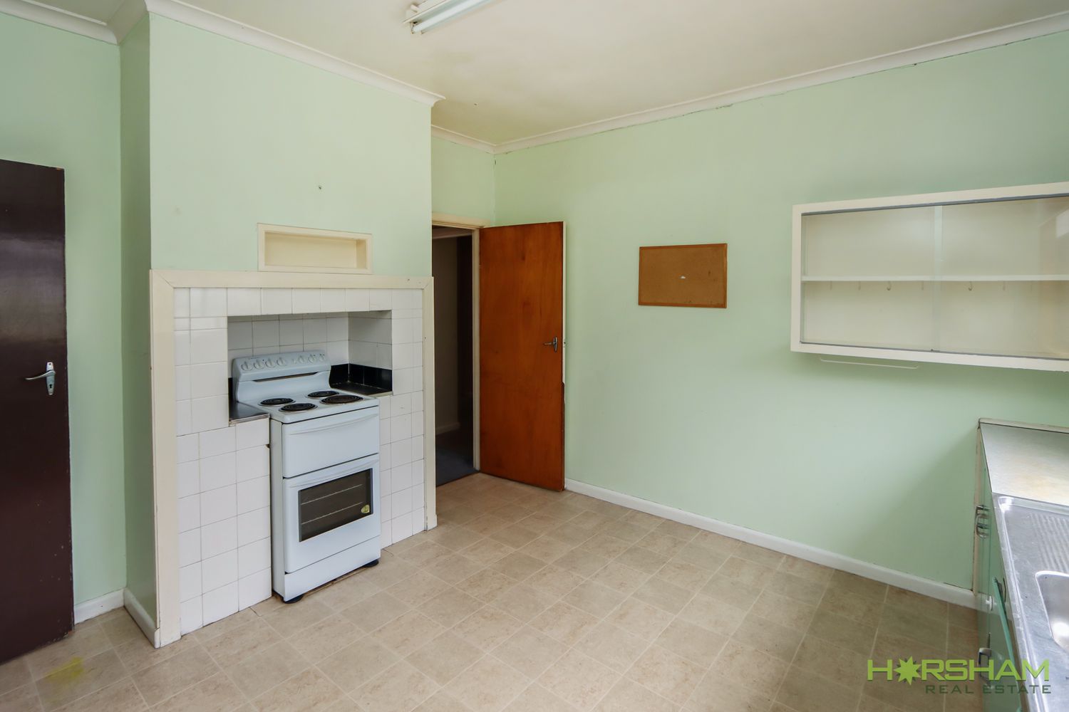1 / 6 John Street, Horsham