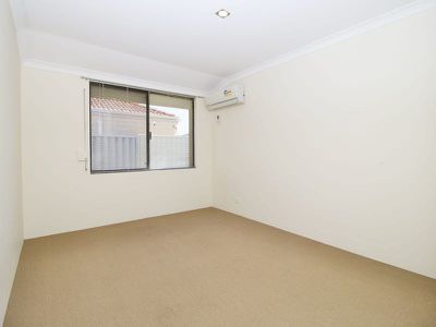 24 Almond Avenue , Shoalwater