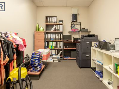 1 / 6 Toynbee Way, Port Kennedy