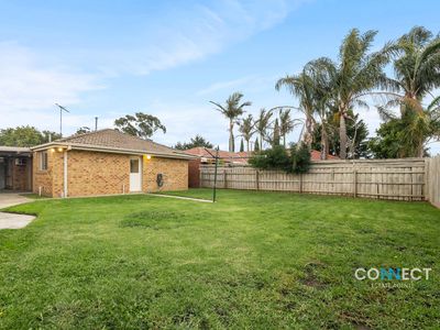 8 Rochelle Court, Narre Warren South