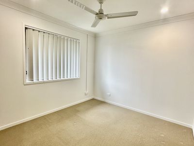 5 Langland Circuit, Walloon