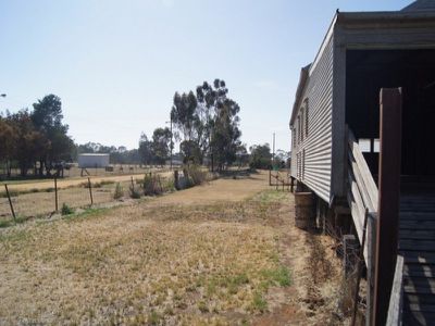 23 Calder Highway, Wedderburn
