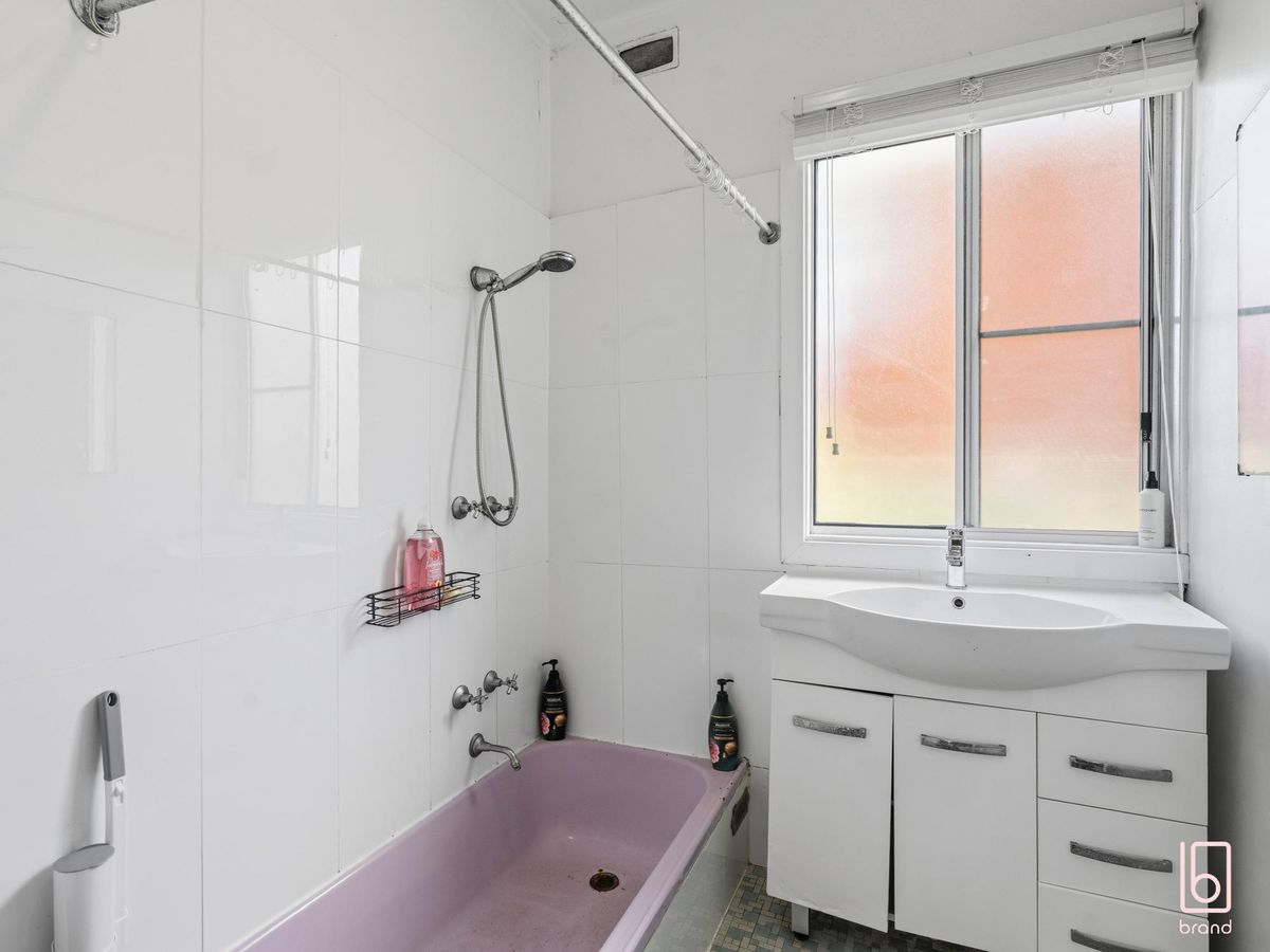 13 & 13A Manuka Parade, Gorokan