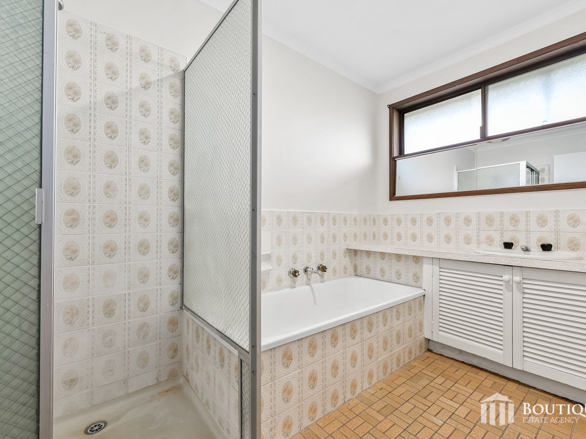 10 Exell Drive, Dandenong North