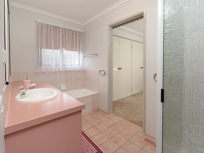 6 SCULLIN COURT, Wodonga
