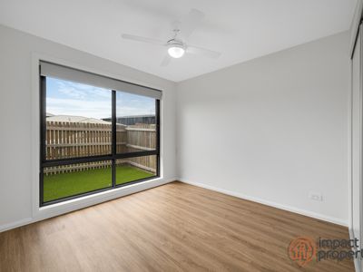 9 Vahland Street, Taylor