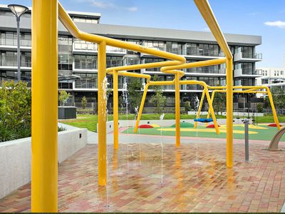 D6061 / 7 Bennelong Parkway , Wentworth Point