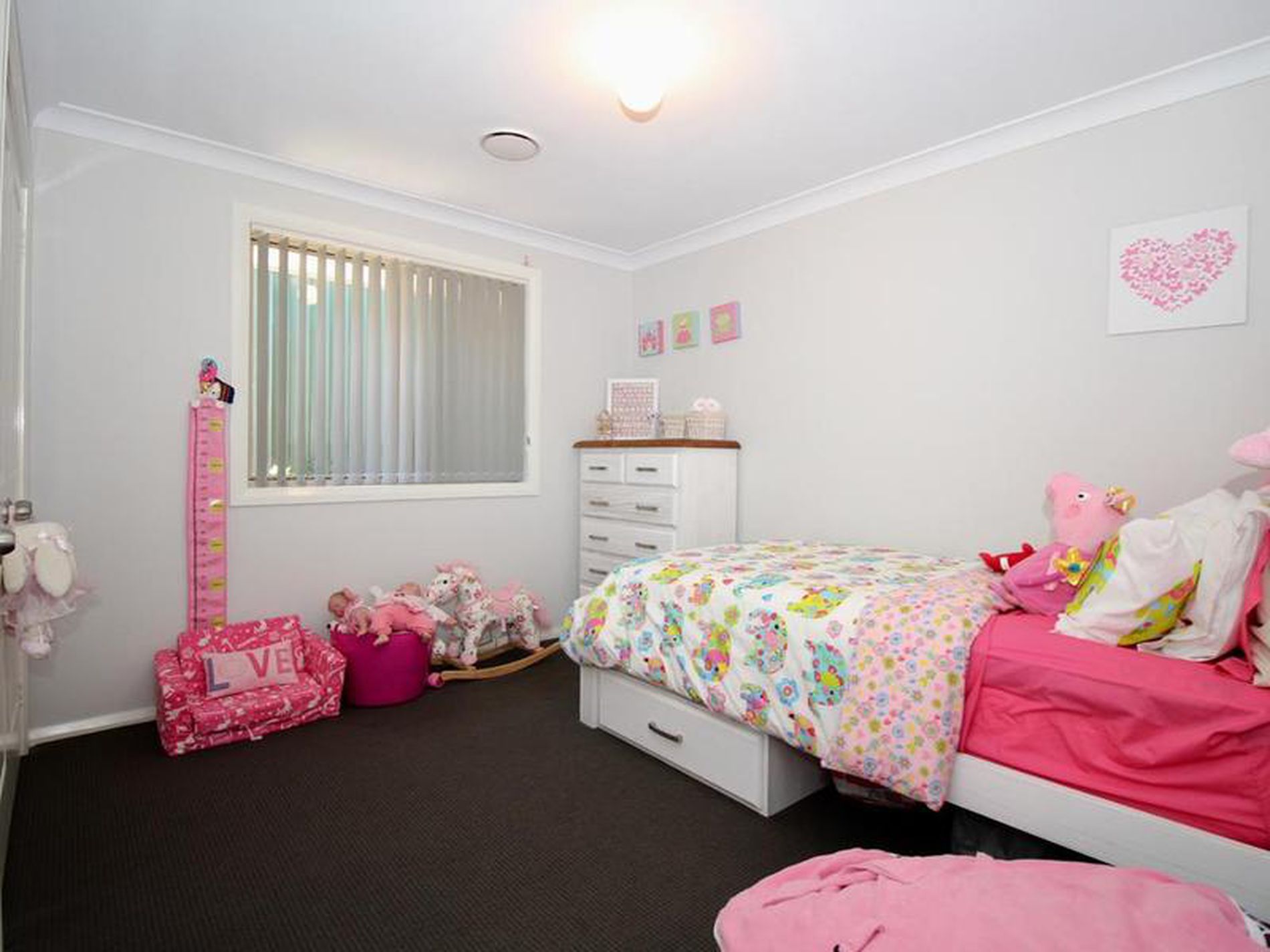 2 Cobb Avenue, Llanarth