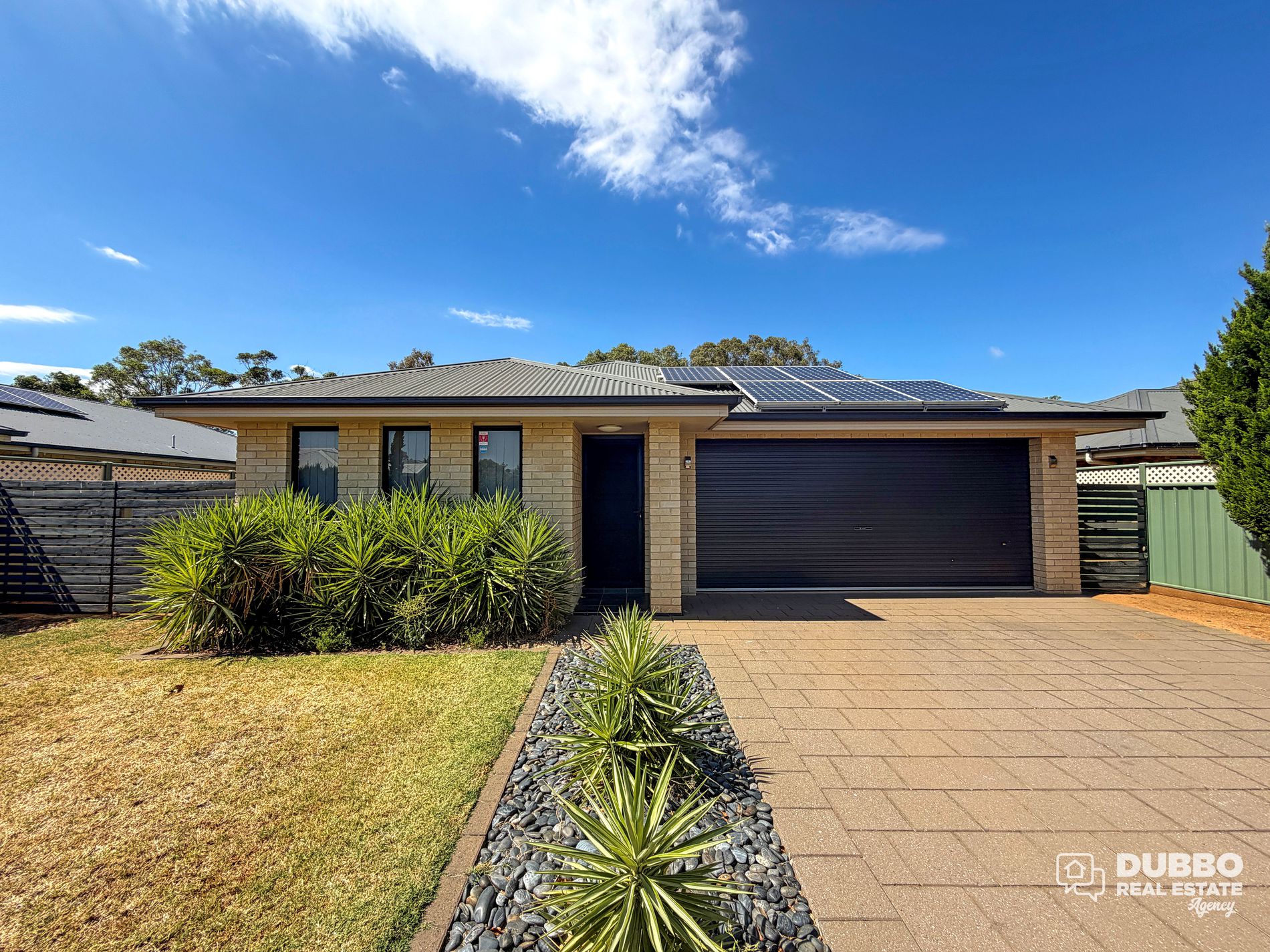 12 Glenshee Close, Dubbo